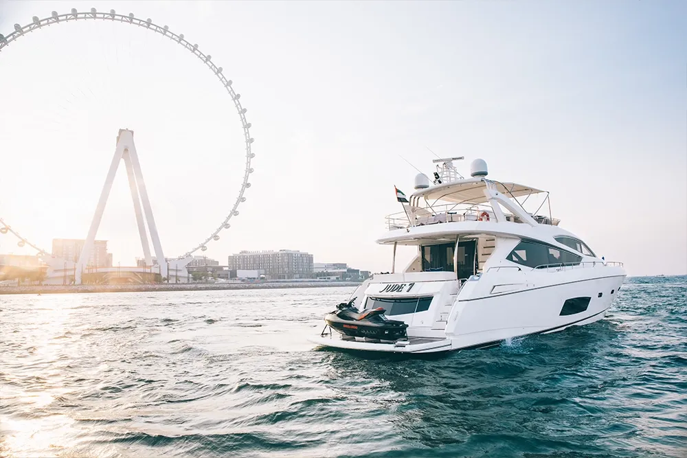 luxury yacht hire in Dubai