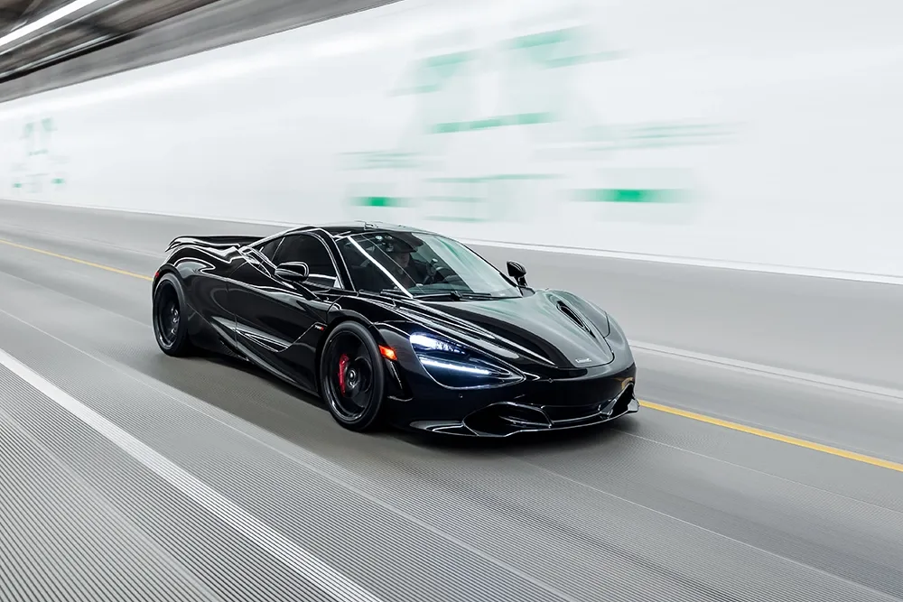 rent mclaren in Dubai